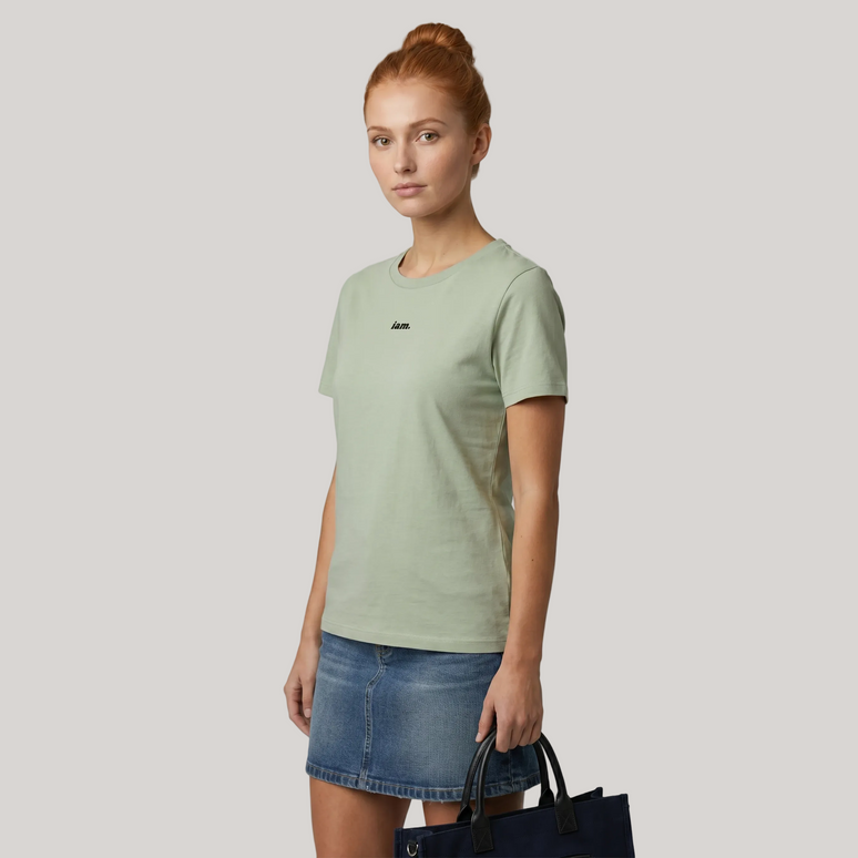 iam. Essential Tee