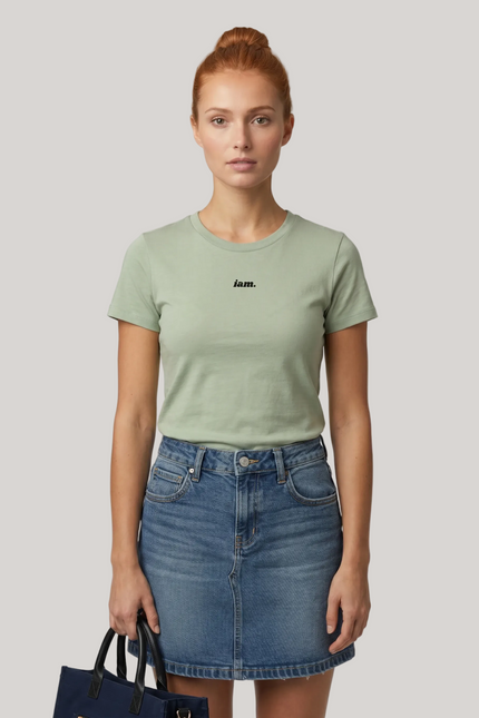 iam. Essential Tee