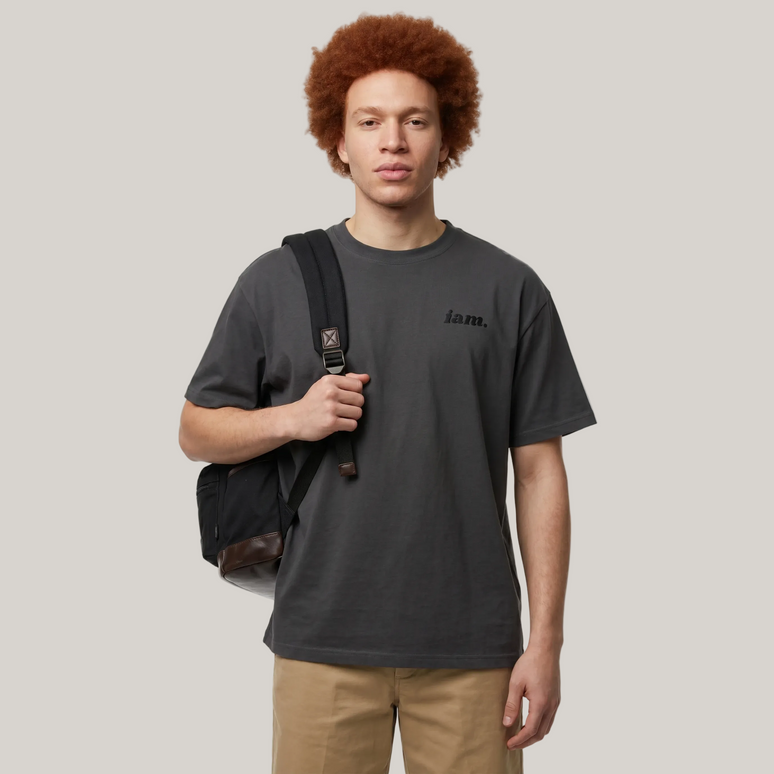 iam. Essential Tee - Oversized