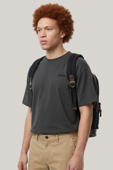 iam. Essential Tee - Oversized