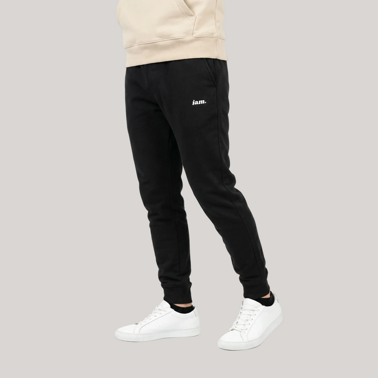 iam. Essential Fleece Pants