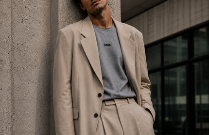 iam. Essential Tee