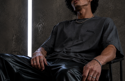 iam. Essential Tee - Oversized