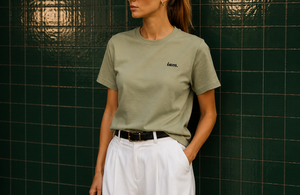 iam. Essential Tee
