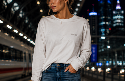 iam. Essential Long Sleeve Cotton