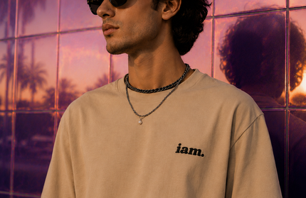 iam. Essential Tee – Oversized