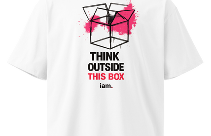 Box - iam. Oversized Unisex Bio T-Shirt